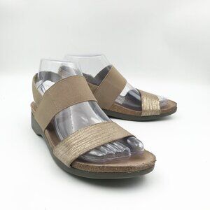 MUNRO Piesces Walking Wedge Tan Gold Leather Two Strap Comfort Sandals Womens 7